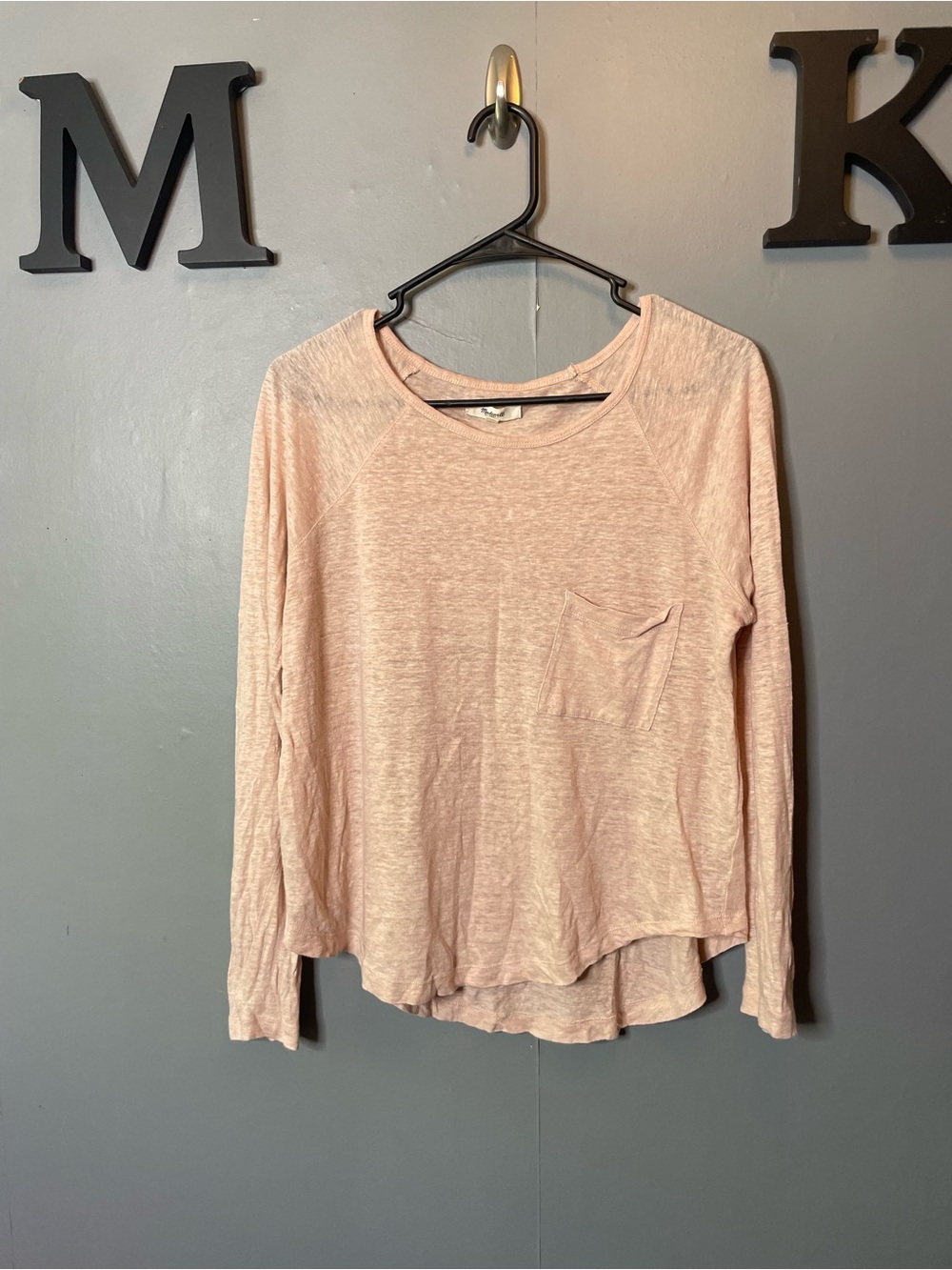 Madewell Linen Light Pink Long-Sleeve Pocket Tee - Women size small
